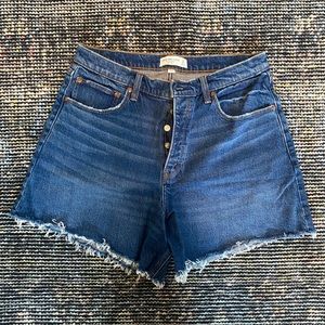 NWOT Abercrombie Curve Love Dad Short